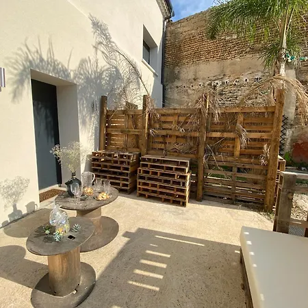 Apartament Les De La Chapelle 3 *