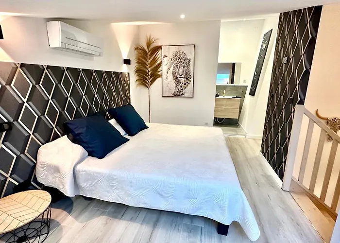 Les De La Chapelle 3 Apartment Vauvert